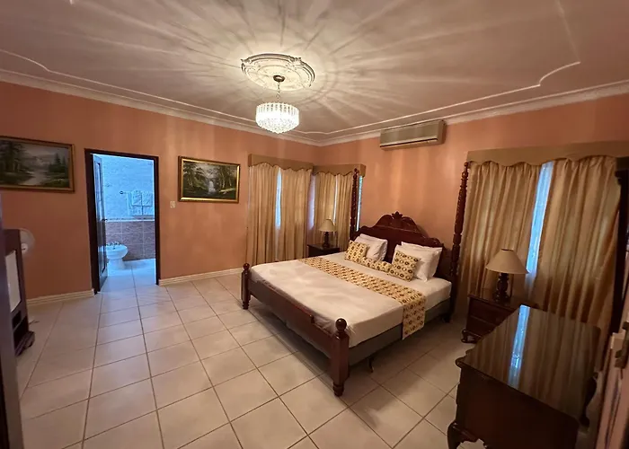 Chateau Gloria Luxury